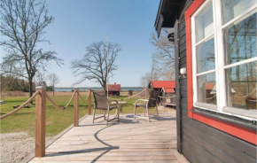 1 Bedroom Cozy Home In Lärbro in Lärbro
